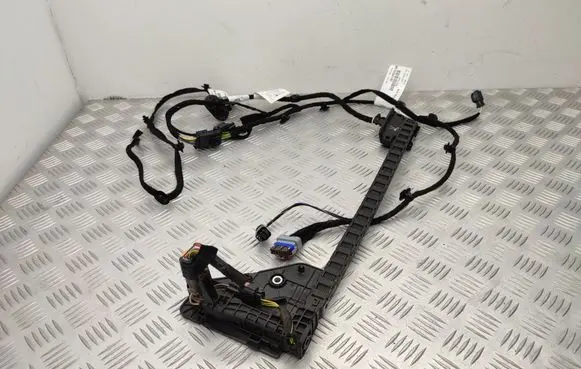 Peugeot Traveller Sliding door wiring loom 9816589380 9816584180