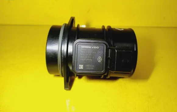 Renault Clio III Mass air flow meter H8200299956 8200358901B 5WK97007
