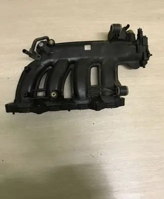 Mercedes-Benz C W203 Intake manifold A2711401101