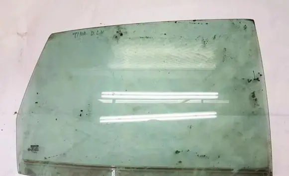 Nissan Almera Tino Rear door window glass