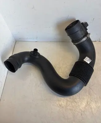 Iveco Daily 6th gen Air intake hose/pipe 5802206688 5802317370