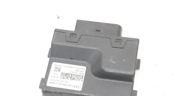 Audi A5 Fuel injection pump control unit/module 8W0906093G