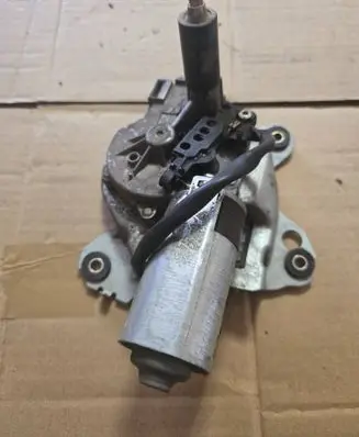 Nissan Terrano Rear window wiper motor 0390201561 287000X000