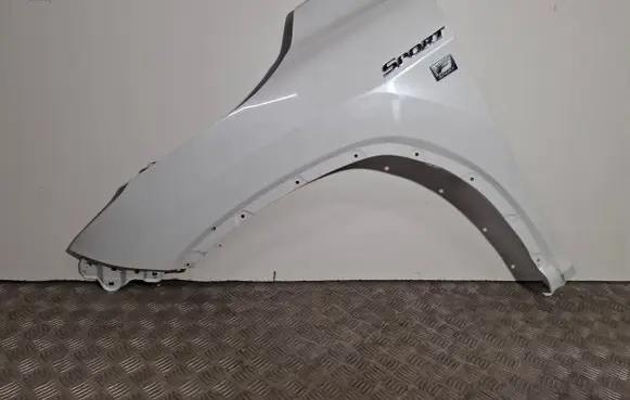 Lexus RX 450H Fender
