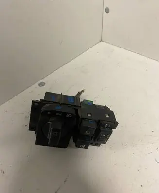 Opel Agila A Light switch 90437313