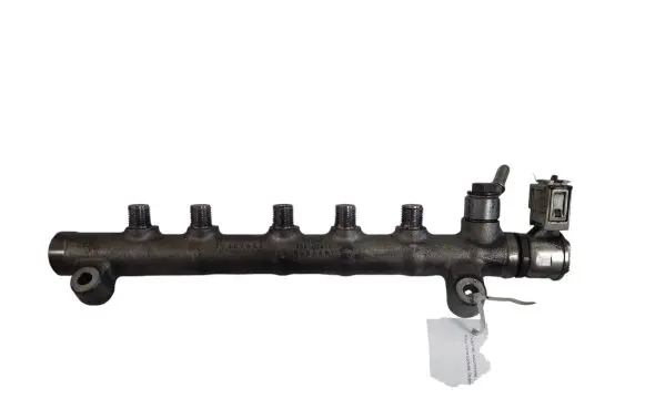 Volvo XC60 Fuel main line pipe 31303612 08R07696