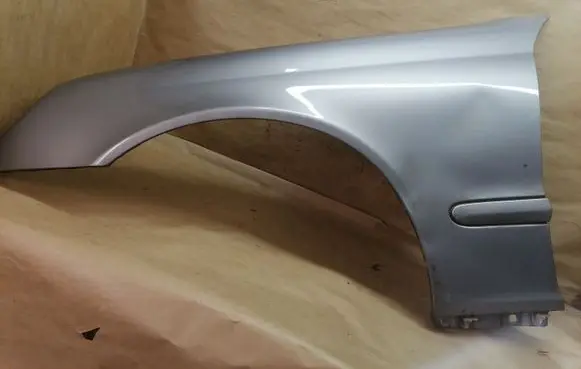Mercedes-Benz C AMG W203 Fender