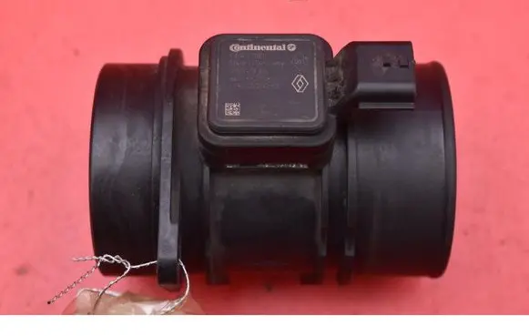 Renault Clio I Mass air flow meter 8200682558