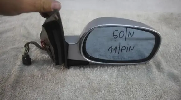 Front door electric wing mirror