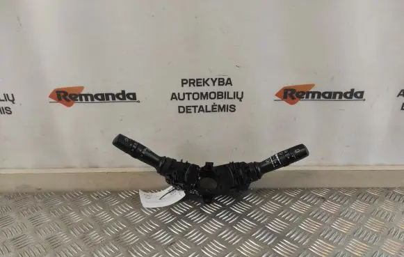 Hyundai ix20 Wiper turn signal indicator stalk/switch 3753MA2210