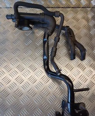 Audi A4 S4 B7 8E 8H Engine coolant pipe/hose 038121071S 038121473B 038121132D