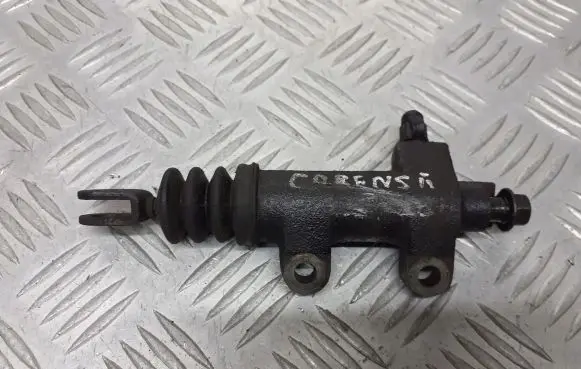 KIA Carens II Clutch slave cylinder 