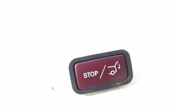 Mercedes-Benz E W212 Tailgate/boot open switch button A2128210651