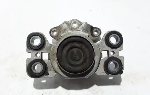 Volvo XC60 Engine mount bracket 31401308