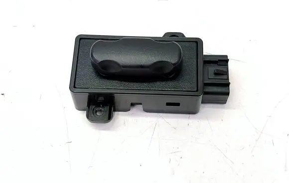 Buick Encore I Seat adjustment handle 
