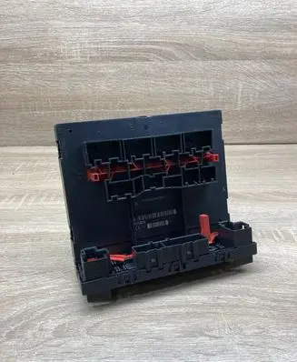 Volkswagen Touran I Comfort/convenience module 1K0937049N F005V00483