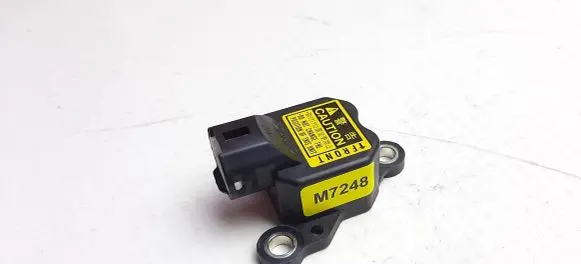 Toyota RAV 4 (XA10) Airbag deployment crash/impact sensor 8944142010 M7248