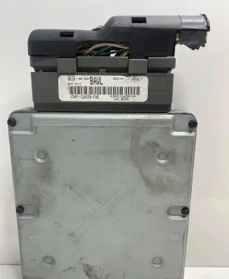 Ford Focus Engine control unit/module XS4F12A650FAB