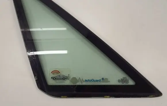 Audi V8 Rear vent window glass 43R001057