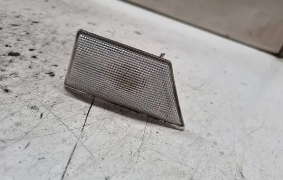 Peugeot 307 Front fender indicator light 
