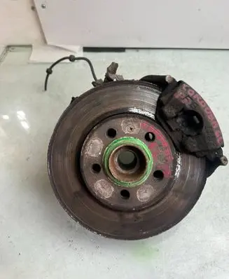Seat Cordoba (6L) Front wheel hub spindle knuckle 6545454