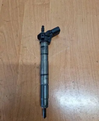 Audi A6 S6 C6 4F Fuel injector 059130277AJ