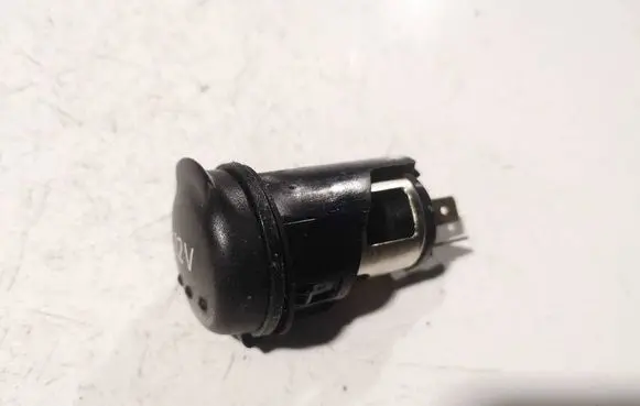 Nissan Qashqai Cigarette lighter 