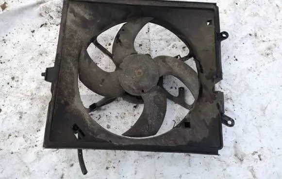 Mitsubishi Carisma Radiator cooling fan shroud MP4520MGX ETP8223