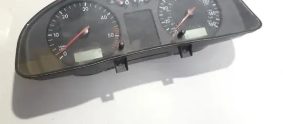 Volkswagen PASSAT B5 Speedometer (instrument cluster) 3B0920902A 88311245