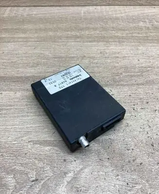 Audi A8 S8 D3 4E Auxiliary heating control unit/module H020699 64817B 0532