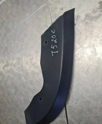 Volkswagen Transporter - Caravelle T5 Under headlight/headlamp trim 7H0805583