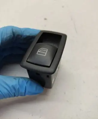Mercedes-Benz ML W164 Electric window control switch A2518200510