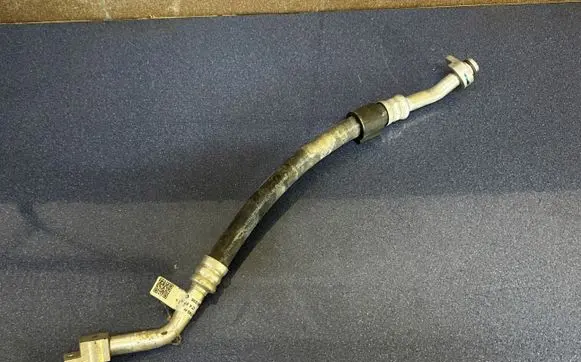 Audi e-tron Air conditioning (A/C) pipe/hose 4KL816740H