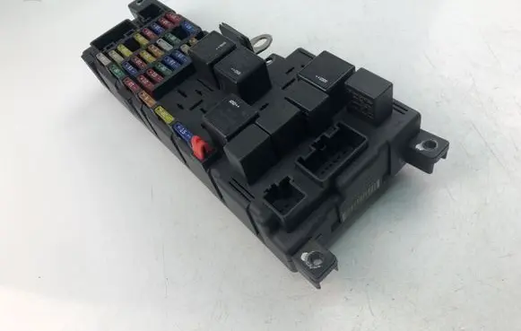 Volvo S80 Fuse box set 8678449