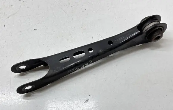 Ford Explorer VI Rear control arm LB5C5K968BD