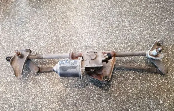 Toyota RAV 4 (XA20) Front wiper linkage and motor 8511042130