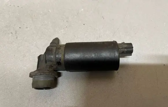 Toyota Corolla Verso E121 Headlight washer pump 