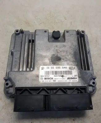 Opel Insignia A Engine control unit/module 55595540 55579447 0281019867
