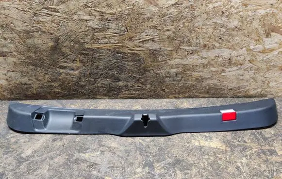 Mercedes-Benz B W246 W242 Tailgate trim A2467400272