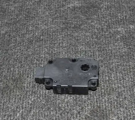 Audi A4 S4 B9 8W Air flap motor/actuator