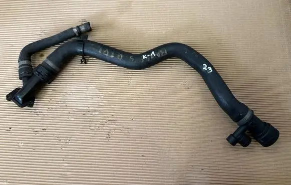 BMW X5 E70 Engine coolant pipe/hose 7789