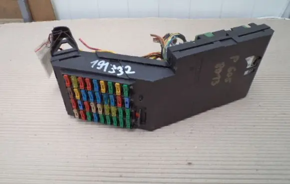 Peugeot 605 Fuse box set