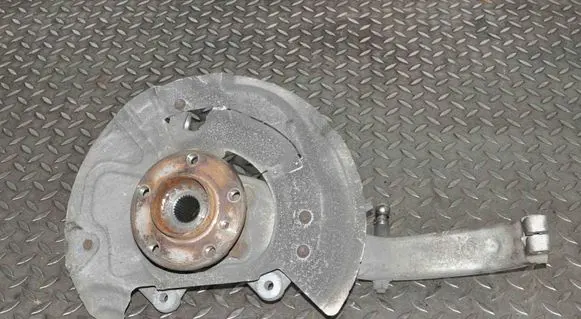 BMW X6 F16 Front wheel hub 6773783