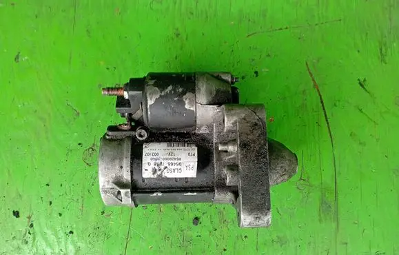 Peugeot 207 Starter motor 9646678980