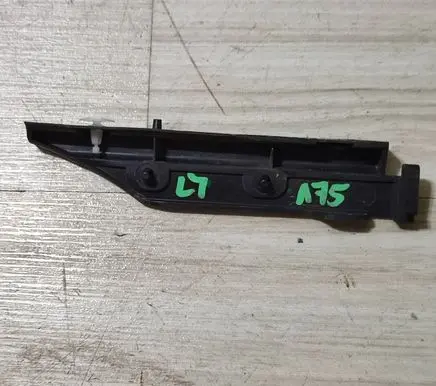 Dacia Duster II Other rear door trim element 00MM108570