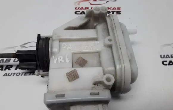 Volkswagen PASSAT B3 Central locking motor 357862153C