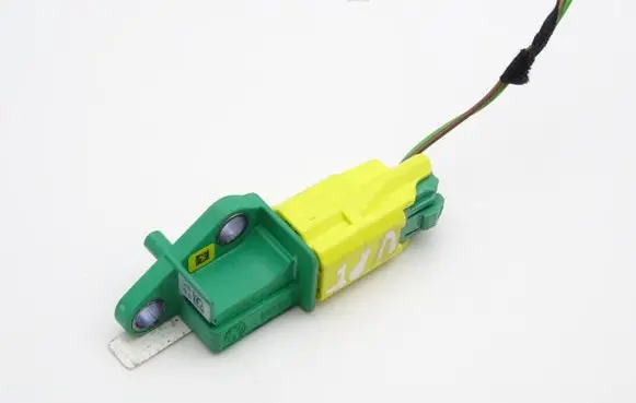Volkswagen Golf V Airbag deployment crash/impact sensor 1K0909606C
