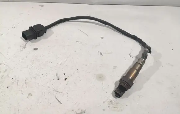 Opel Astra J Lambda probe sensor 55564978
