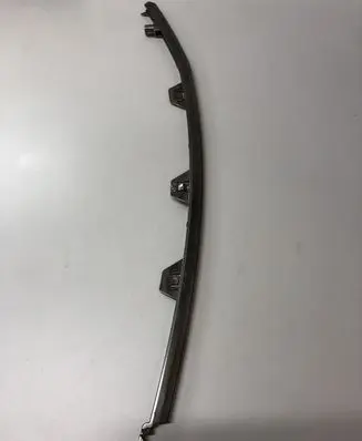 Front bumper splitter molding