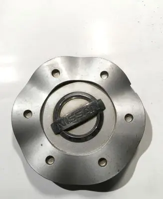 Nissan Murano Z50 Original wheel cap 40315CA100